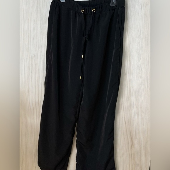 MICHAEL Michael Kors Black Sweatpants with Drawstring Waist - Picture 3 of 8